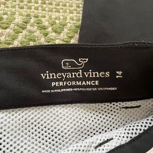 Vineyard Vines performance breaker pants size 14.